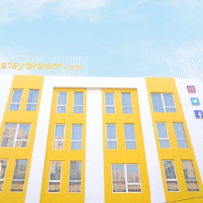 Exterior - Bloom Golf Course Road (Gurugram)