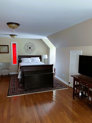 1 bedroom, iron/ironing board, free WiFi, bed sheets - Studio Apartment located in peaceful country setting (Limestone)