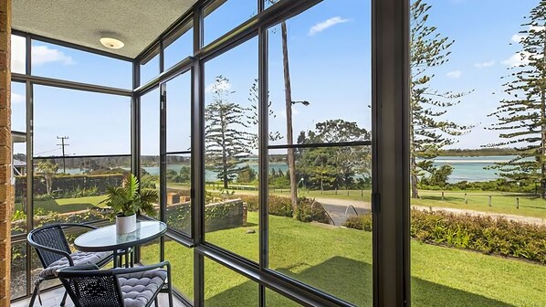 Interior - Welcome to Sea Lido Urunga – With spectacular views of the estuary and park (Urunga)