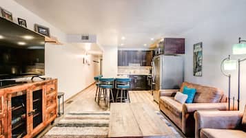 Fernseher, DVD-Player