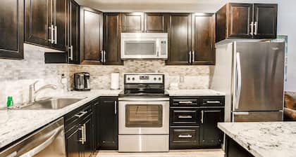 Mountainside Powderview Condo: Nice Frisco Retreat