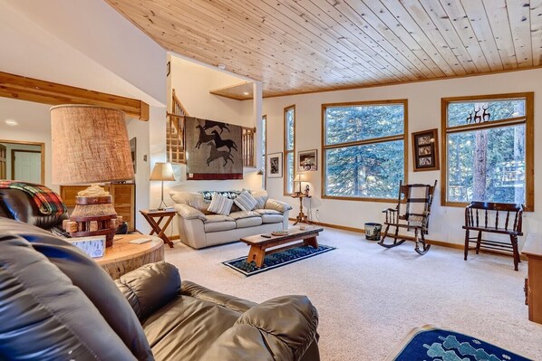 TV, fireplace - Sunbeam Retreat: Large Mountain Home Near Downtown (Breckenridge)