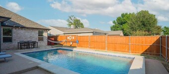 Trendy and Modern home w/ a Private Pool