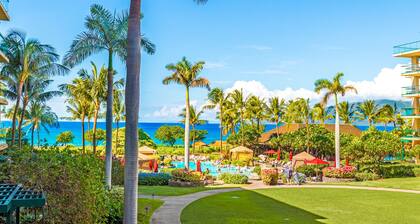Beautiful Oceanfront Corner Unit - Honua Kai 215