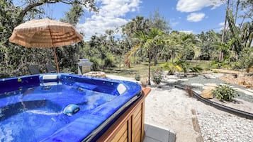 室外 SPA 浴池