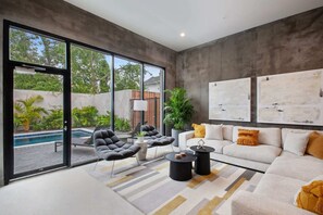 TV, offices - Claudia | Sense of Calm and Relaxation, Walking Distance to the Excitement - PO (New Orleans)