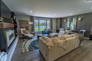 Smart TV, fireplace, books