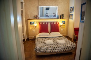 1 bedroom, iron/ironing board, travel cot, free WiFi