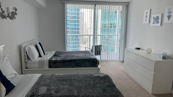 2 bedrooms, iron/ironing board, free WiFi, bed sheets