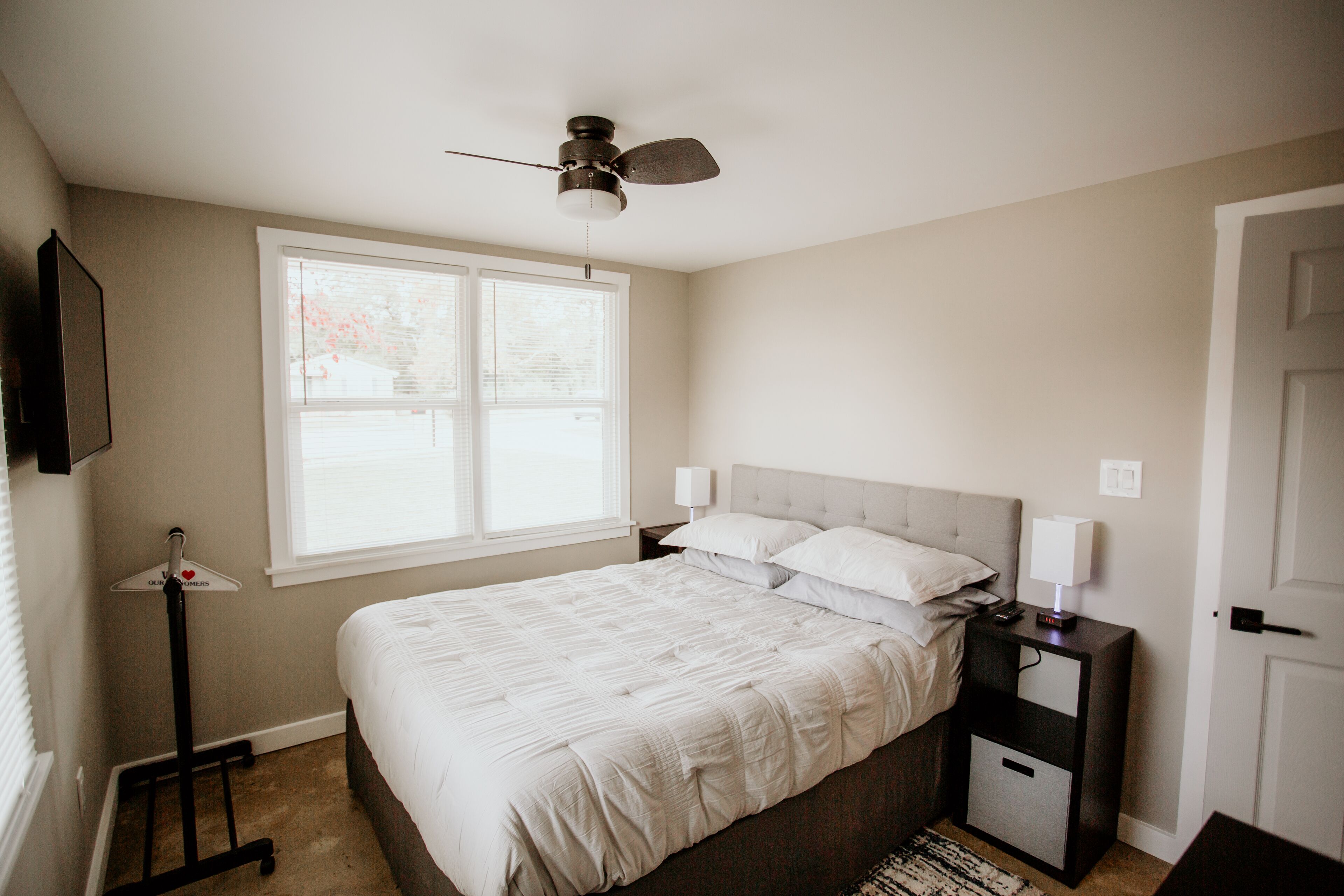 2 bedrooms, iron/ironing board, WiFi (free), bed sheets