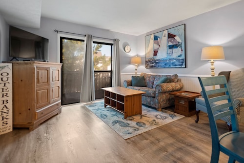 Beach Place: Oceanside | Short Walk to the Beach