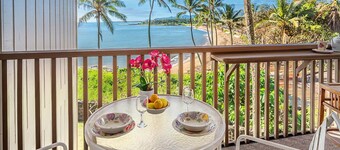 Oceanfront Wailua Bayview 203