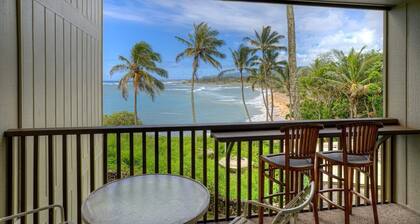 Oceanfront Wailua Bayview 203