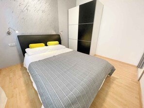 2 bedrooms, internet