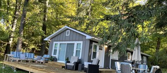 Quaint Cottage Retreat on Secluded Cove of Wall Lake