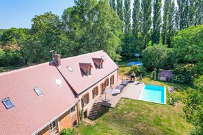 Exterior - So Villa Moulin du Vinet (28) - Heated pool - Basketball - 1h30 Paris - 26p. (Beaumont-les-Autels)