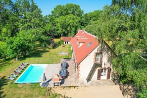 Exterior - So Villa Moulin du Vinet (28) - Heated pool - Basketball - 1h30 Paris - 26p. (Beaumont-les-Autels)