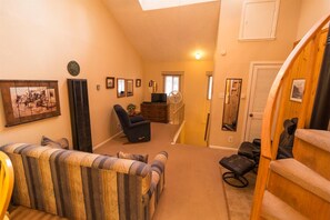 Interior - Condo in the mountains! (Red River)