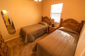 3 bedrooms, WiFi, bed sheets
