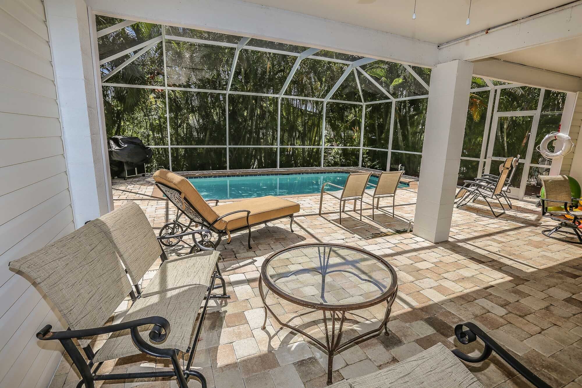 295 Mango | Great Pool, Close to Beach!