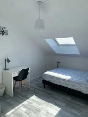 4 bedrooms, WiFi - Appart 6/8 personnes proche centre parking gratuit (Troyes)