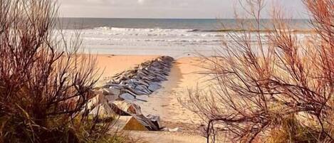 Liegestühle, Strandtücher