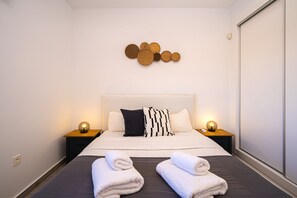 2 chambres, Wi-Fi gratuit, draps fournis