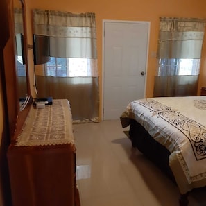 1 bedroom, iron/ironing board, free WiFi, bed sheets
