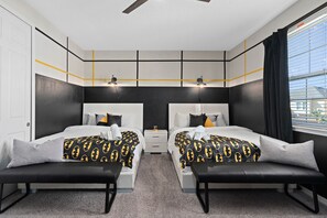 7 bedrooms, desk, iron/ironing board, travel cot