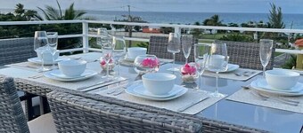 SBS Modern Seaview Villa - 5 bed/4bath with Private Pool