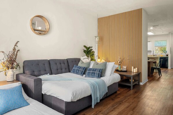 2 dormitorios, tabla de planchar con plancha, wifi y ropa de cama