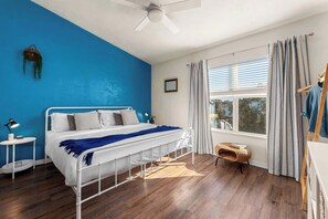 2 dormitorios, tabla de planchar con plancha, wifi y ropa de cama