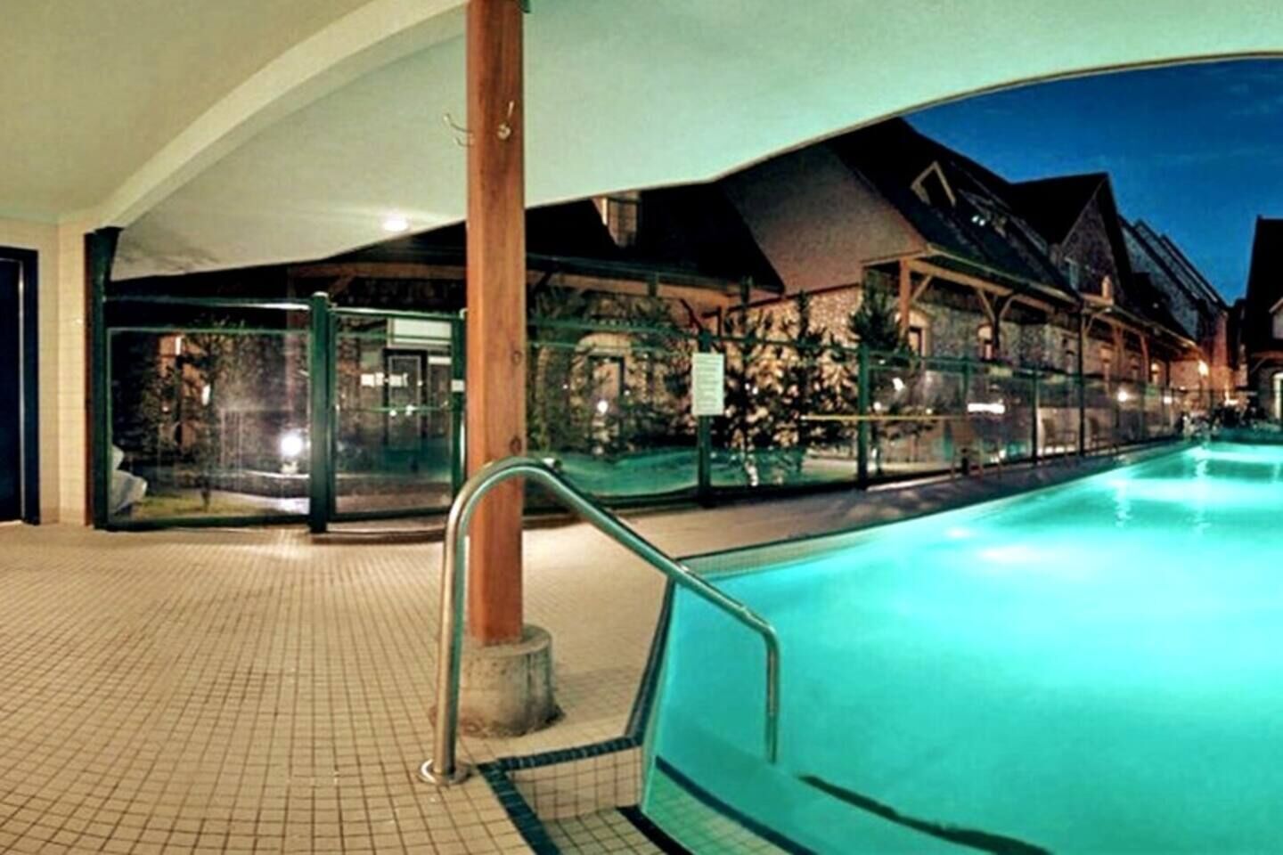 Et oppvarmet basseng