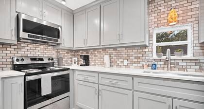 đĄCozy Cottage Gated & Pet Friendly Sleeps 6đ¶