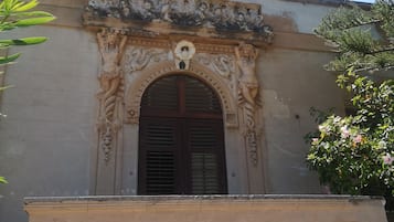 DĂ©tail de lâextĂ©rieur