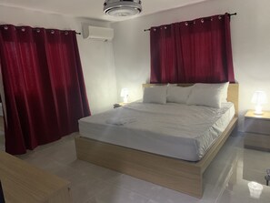 3 habitaciones, tabla de planchar con plancha y wifi gratis 