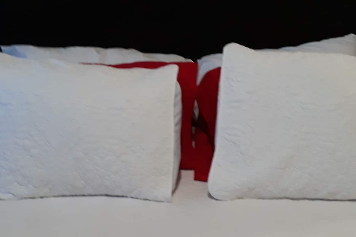 Egyptian cotton sheets, premium bedding, individually decorated