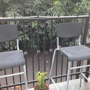 Terrace/patio - Historic City view   Suites (Los Angeles)