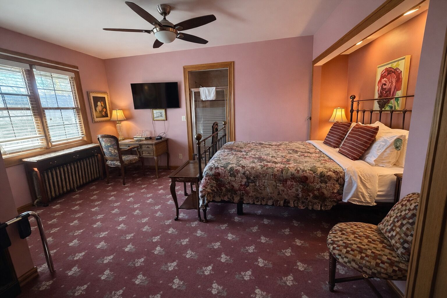 Economy Double Room | Individually decorated, individually furnished, desk, free WiFi