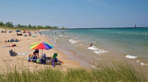 Beach nearby, sun-loungers, beach towels