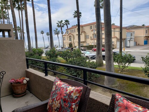 Luxury one bedroom with ocean view