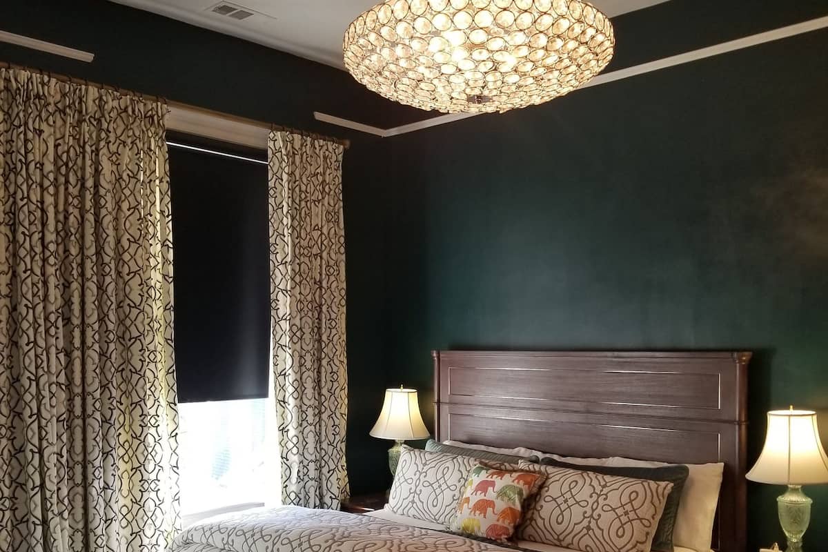 Deluxe Double Room | Individually decorated, individually furnished, desk, blackout curtains