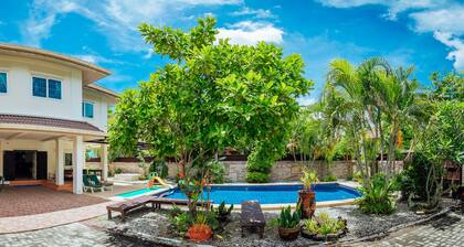 PRIVATE RESIDENCE HOSTED BY SASITHORN