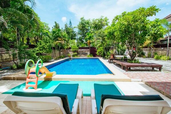 Pool - PRIVATE RESIDENCE HOSTED BY SASITHORN (Muang Pattaya)