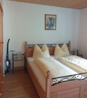 1 Schlafzimmer, Internetzugang, Bettwäsche