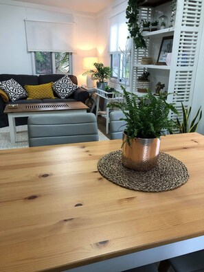 Interior - The Cwtch - Cosy Home, with Breakfast Basket (Little Hartley)