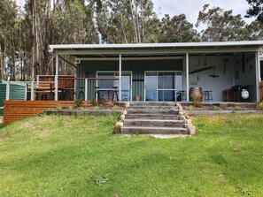 Exterior - Luxury Shed Stay in the Preston Valley (Lowden)