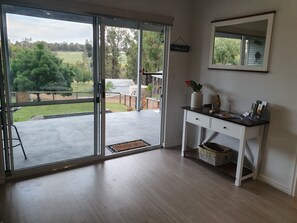 Interior - Luxury Shed Stay in the Preston Valley (Lowden)