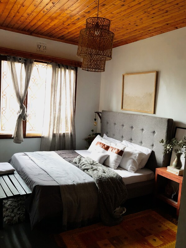 3 chambres, bureau, fer et planche à repasser, Wi-Fi gratuit