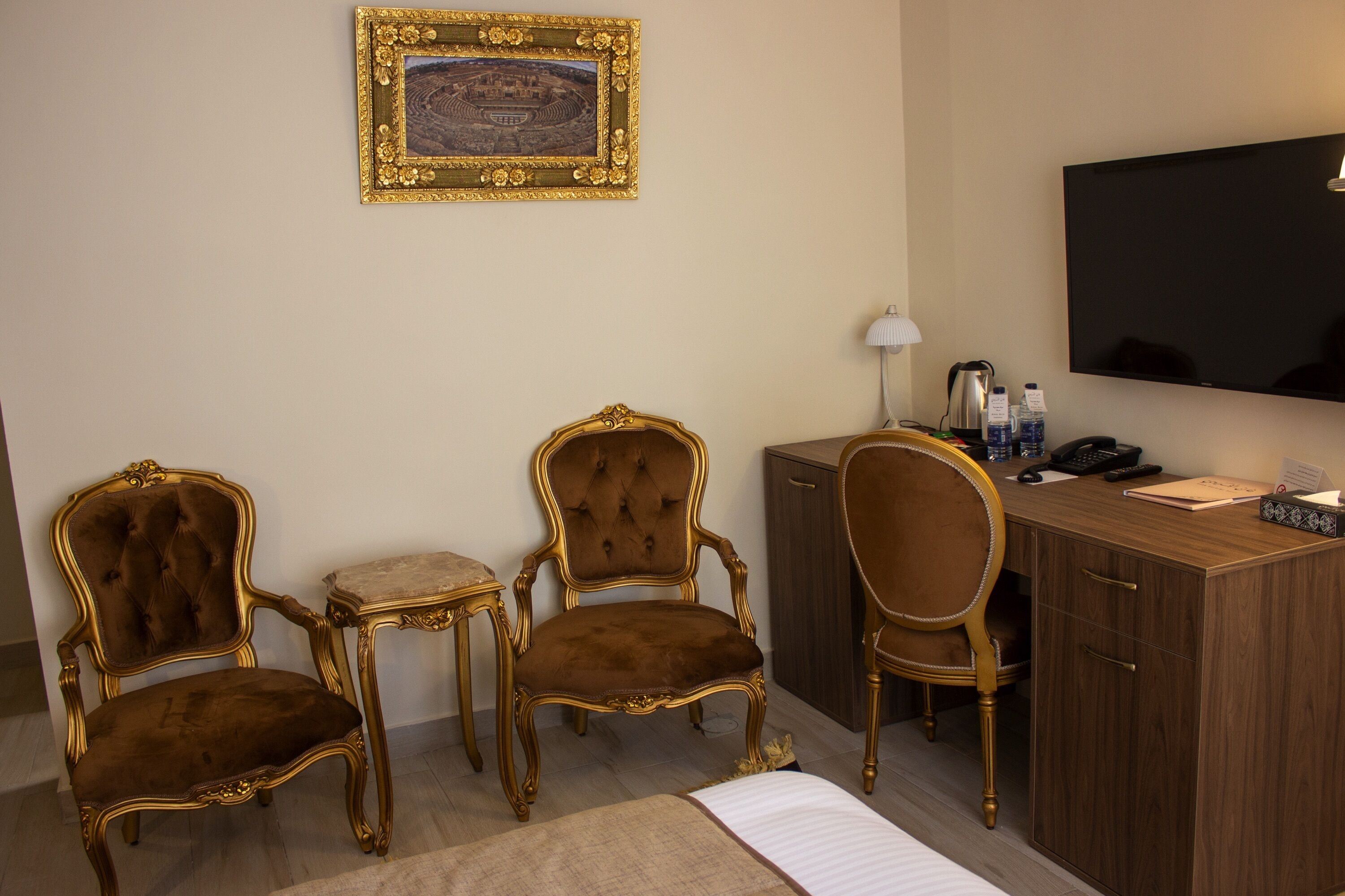 Photo - Khan Khediwe Hotel